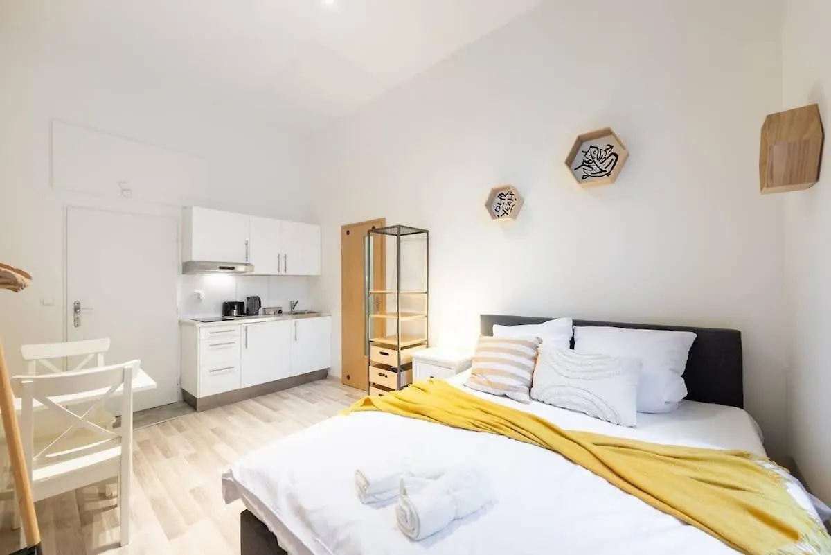 Romantic Old Town Studio Prague Apartment